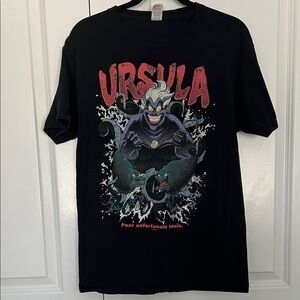 Disney Ursula Oversized Graphic Black Tee Little Mermaid Disneyland